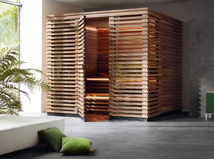 Kein störendes Element und keine sichtbare Technik lenken in der Design-Sauna Matteo Thun vom Entspannen ab.
